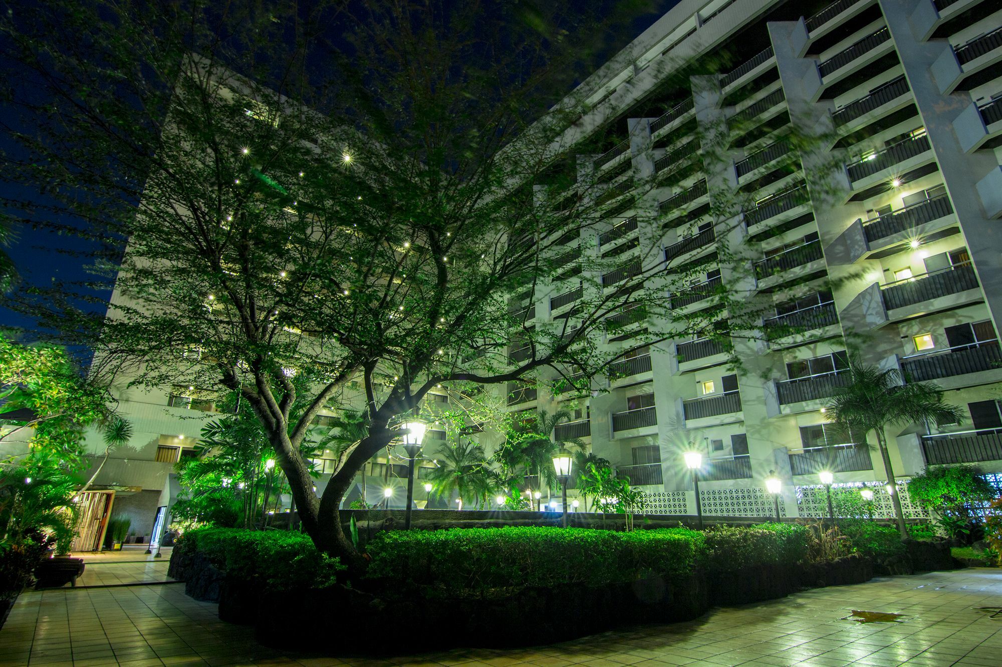 Copacabana Apartment Hotel Pasay Exterior photo